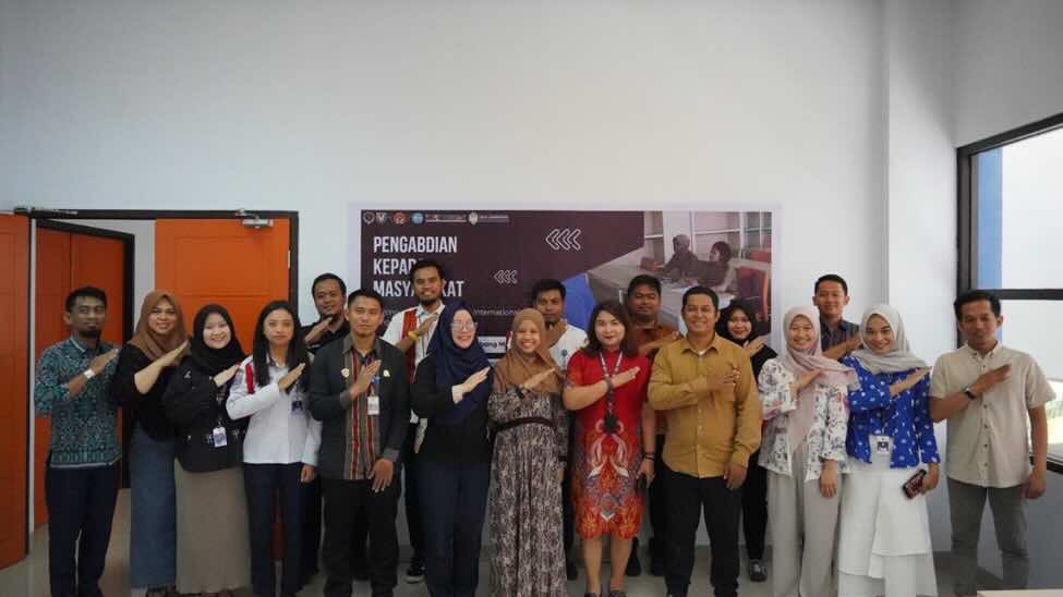 Tingkatkan Potensi Alumni¸ Pengabddian Masyarakat “IELTS”